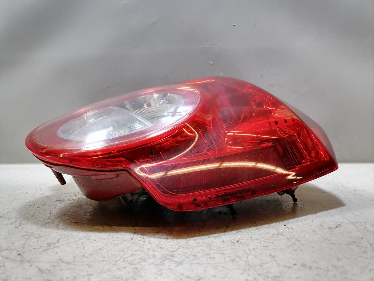 Chevrolet Aveo original R&uuml;cklicht R&uuml;ckleuchte Heckleuchte rechts rot wei&szlig; BJ09